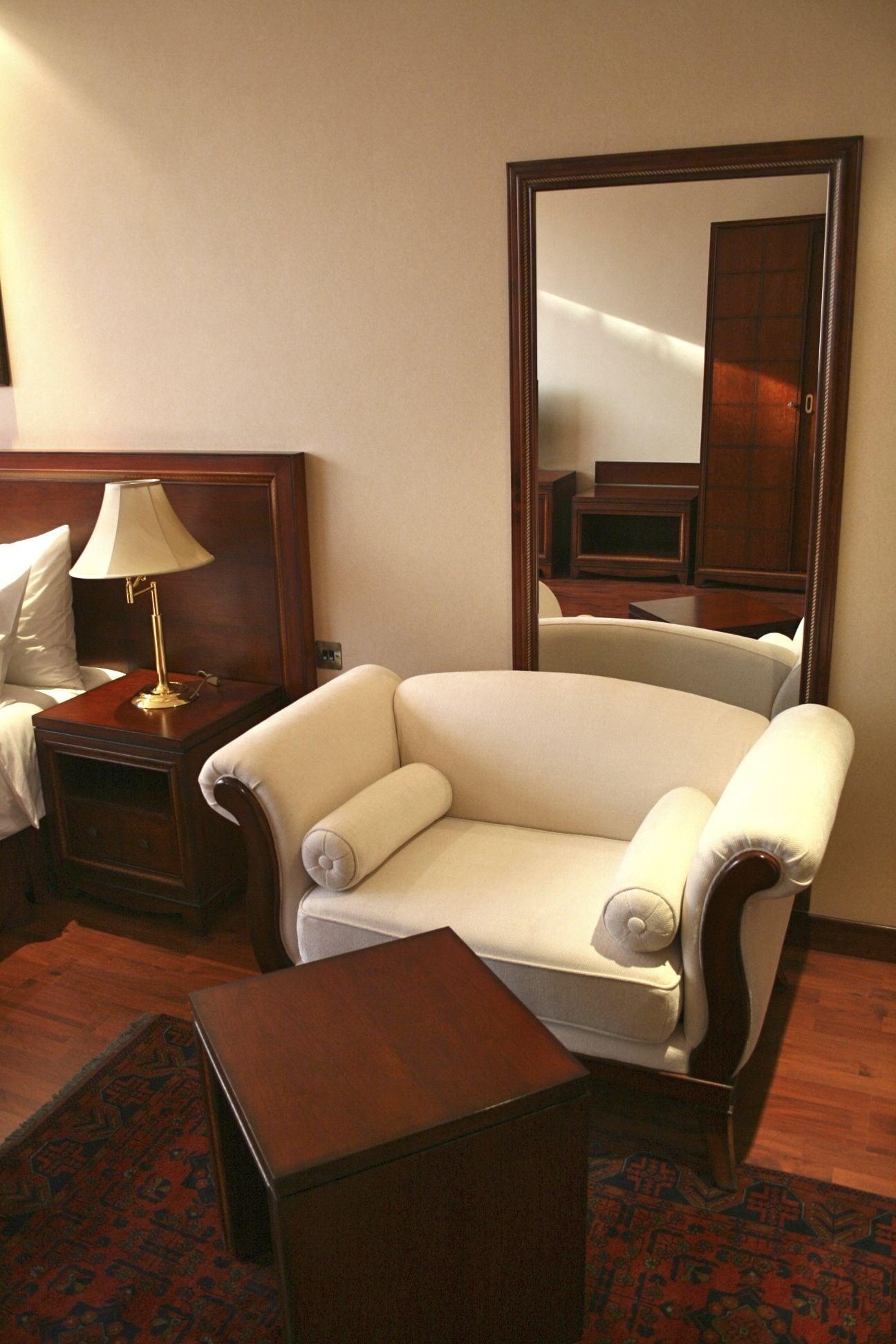 Trianon Royal Hotel Abu Dhabi Bagian luar foto