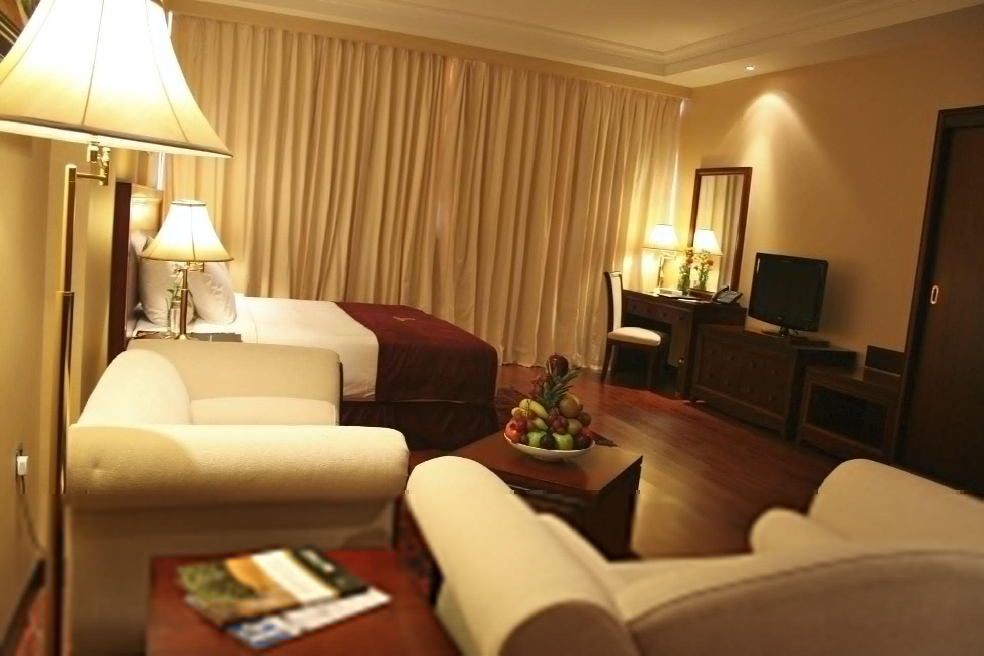 Trianon Royal Hotel Abu Dhabi Bagian luar foto