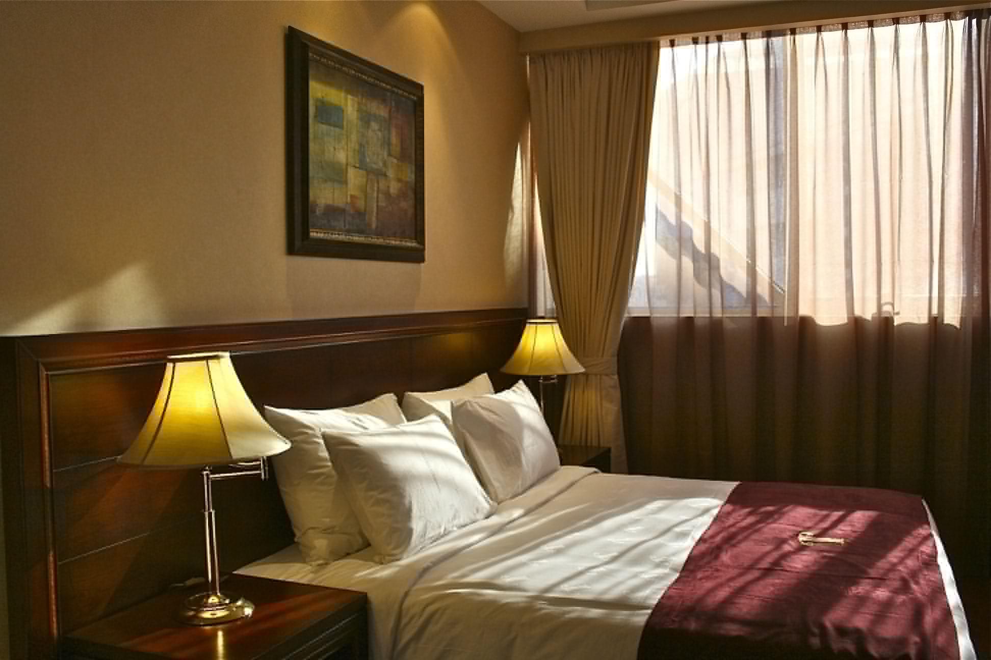 Trianon Royal Hotel Abu Dhabi Bagian luar foto